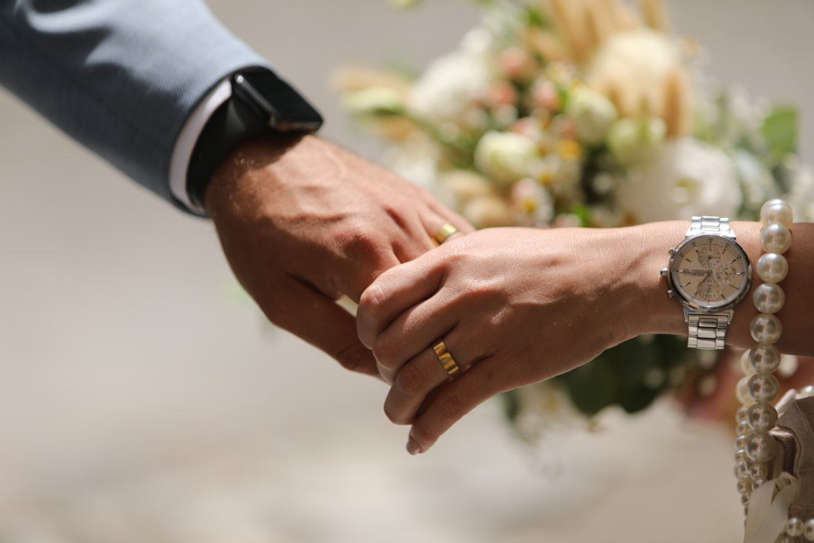 ALMA | Iniciais do anel gravadas a man