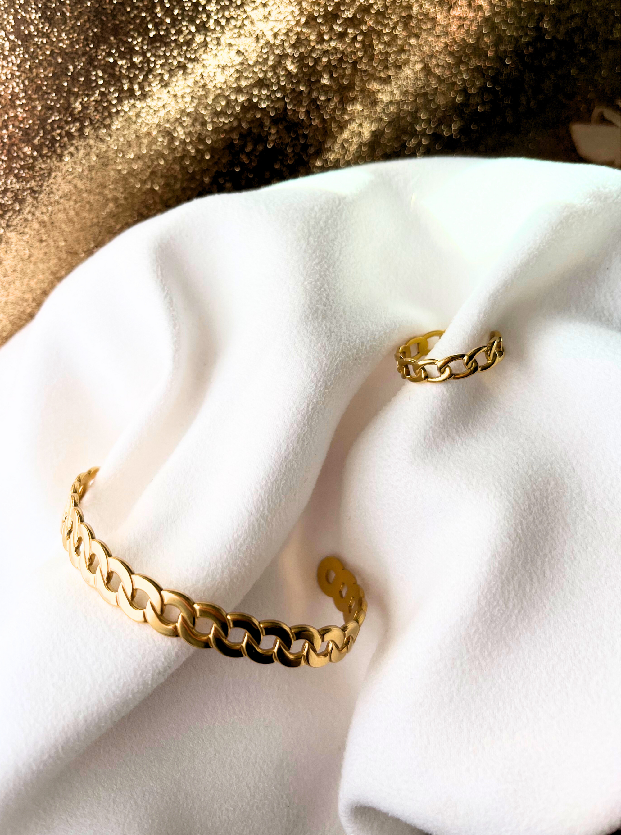 HIDNA |  Anillo griego